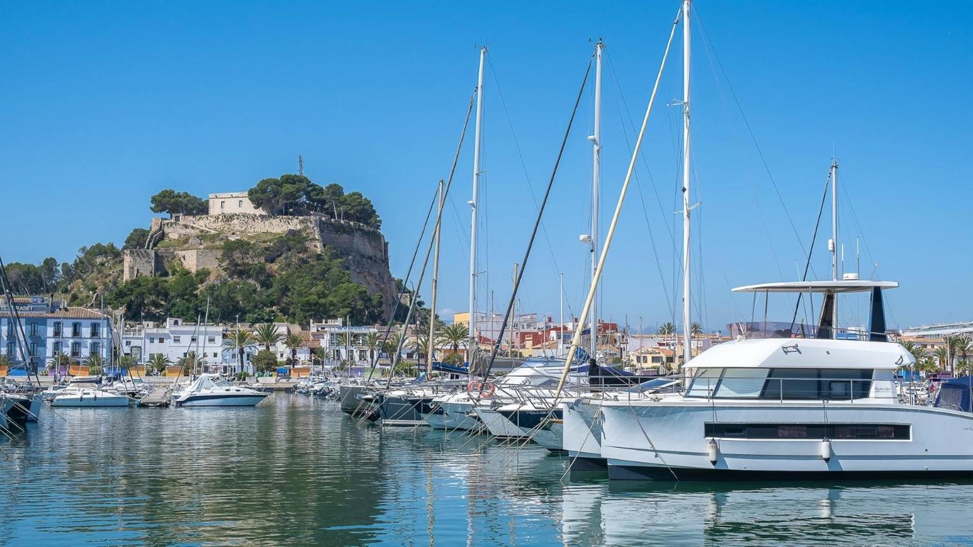 Elegante Apartamento Frente Al Puerto De Denia Zewnętrze zdjęcie